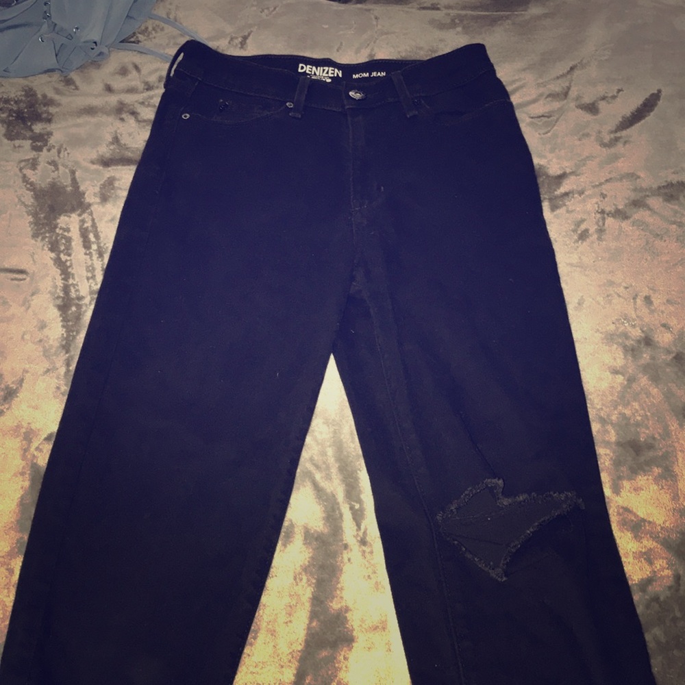 Levi’s denim black mom jeans